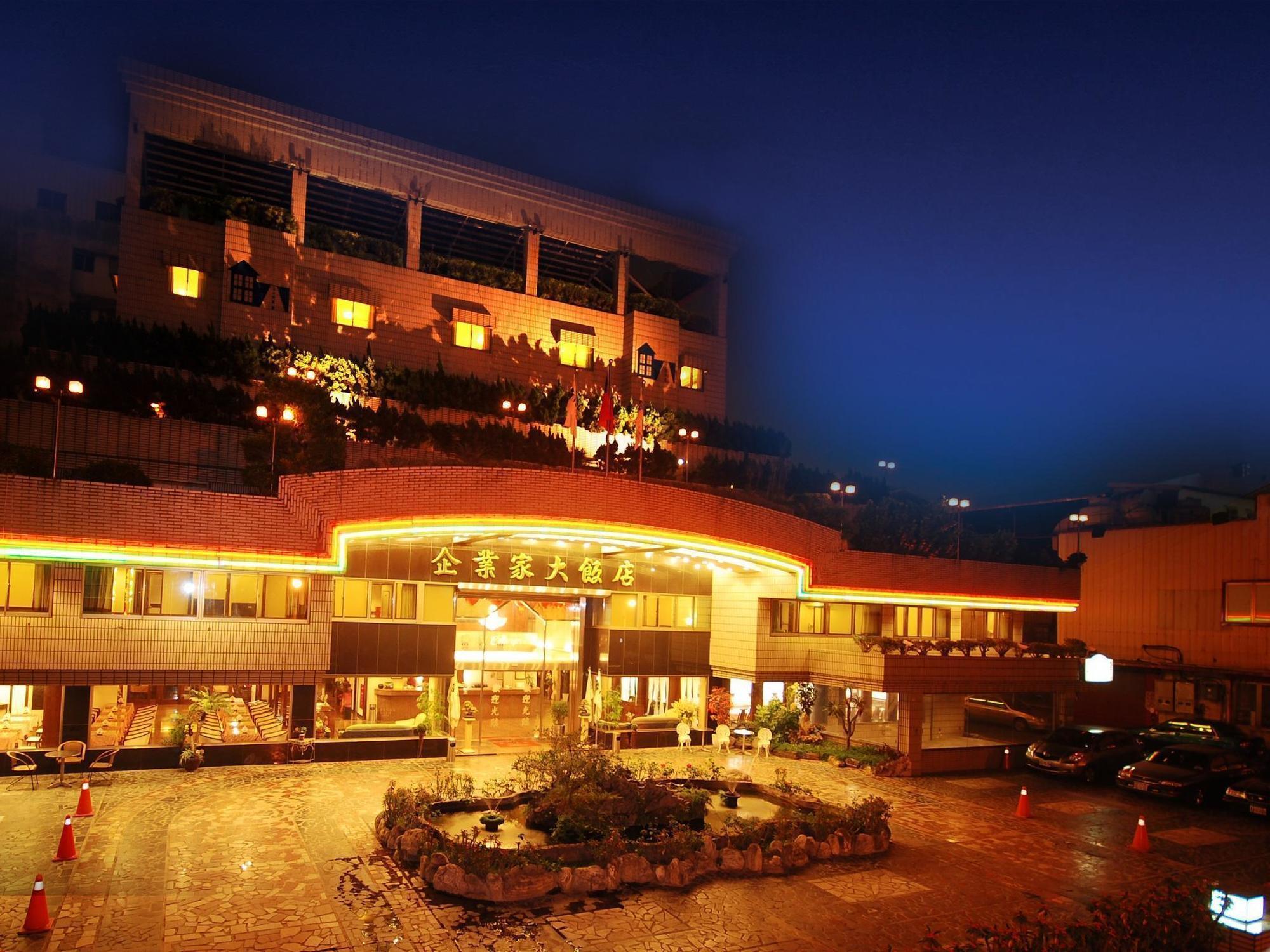 The Enterpriser Hotel Taichung Eksteriør billede