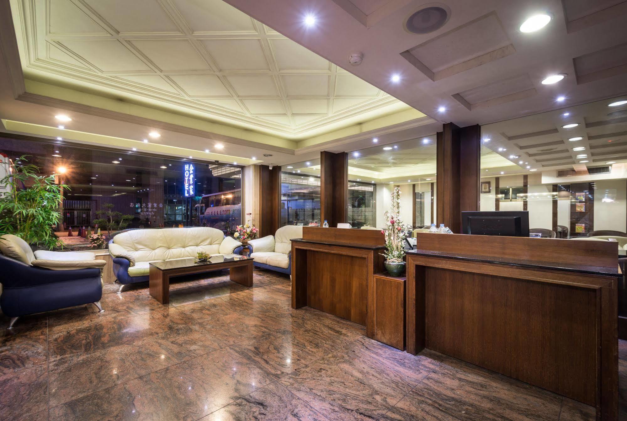 The Enterpriser Hotel Taichung Eksteriør billede