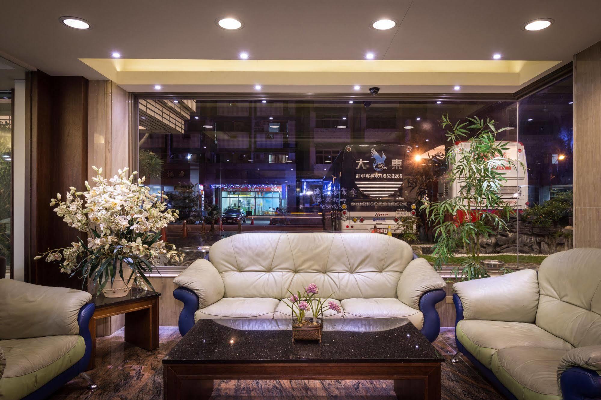 The Enterpriser Hotel Taichung Eksteriør billede