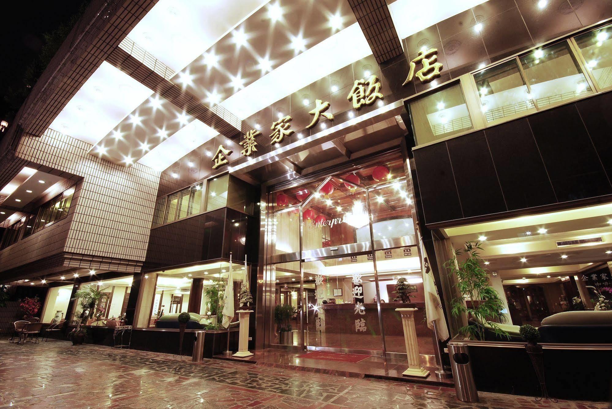 The Enterpriser Hotel Taichung Eksteriør billede