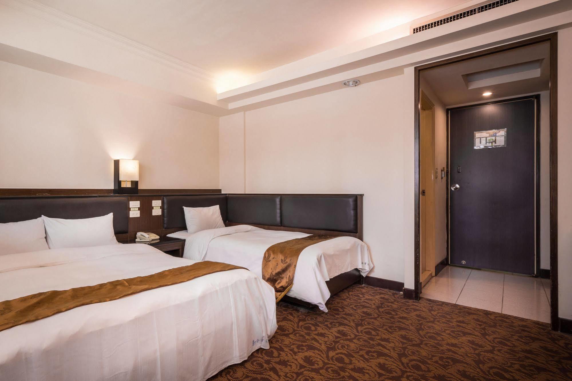 The Enterpriser Hotel Taichung Eksteriør billede