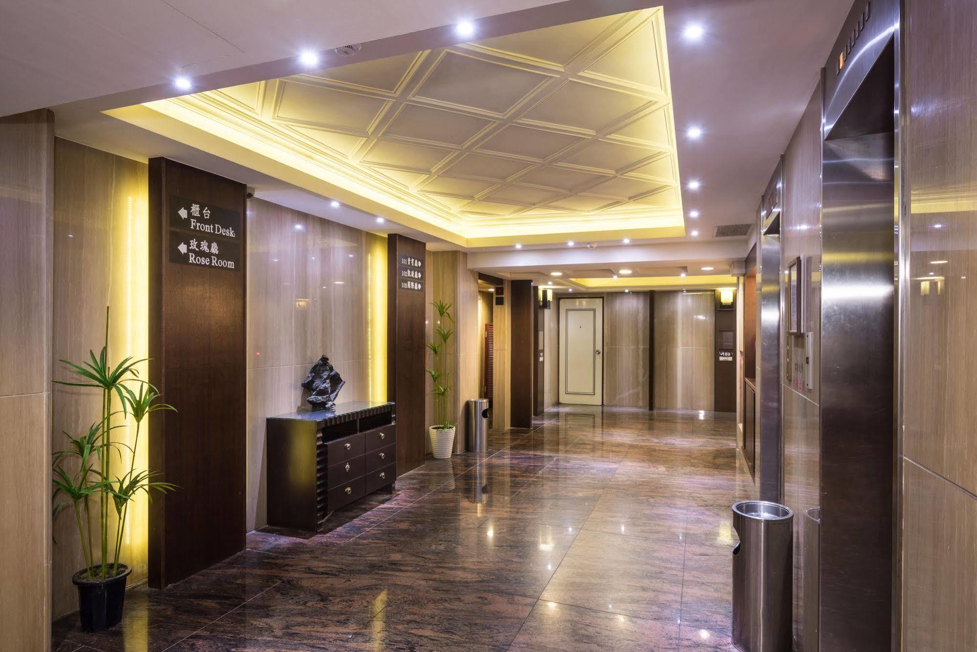 The Enterpriser Hotel Taichung Eksteriør billede