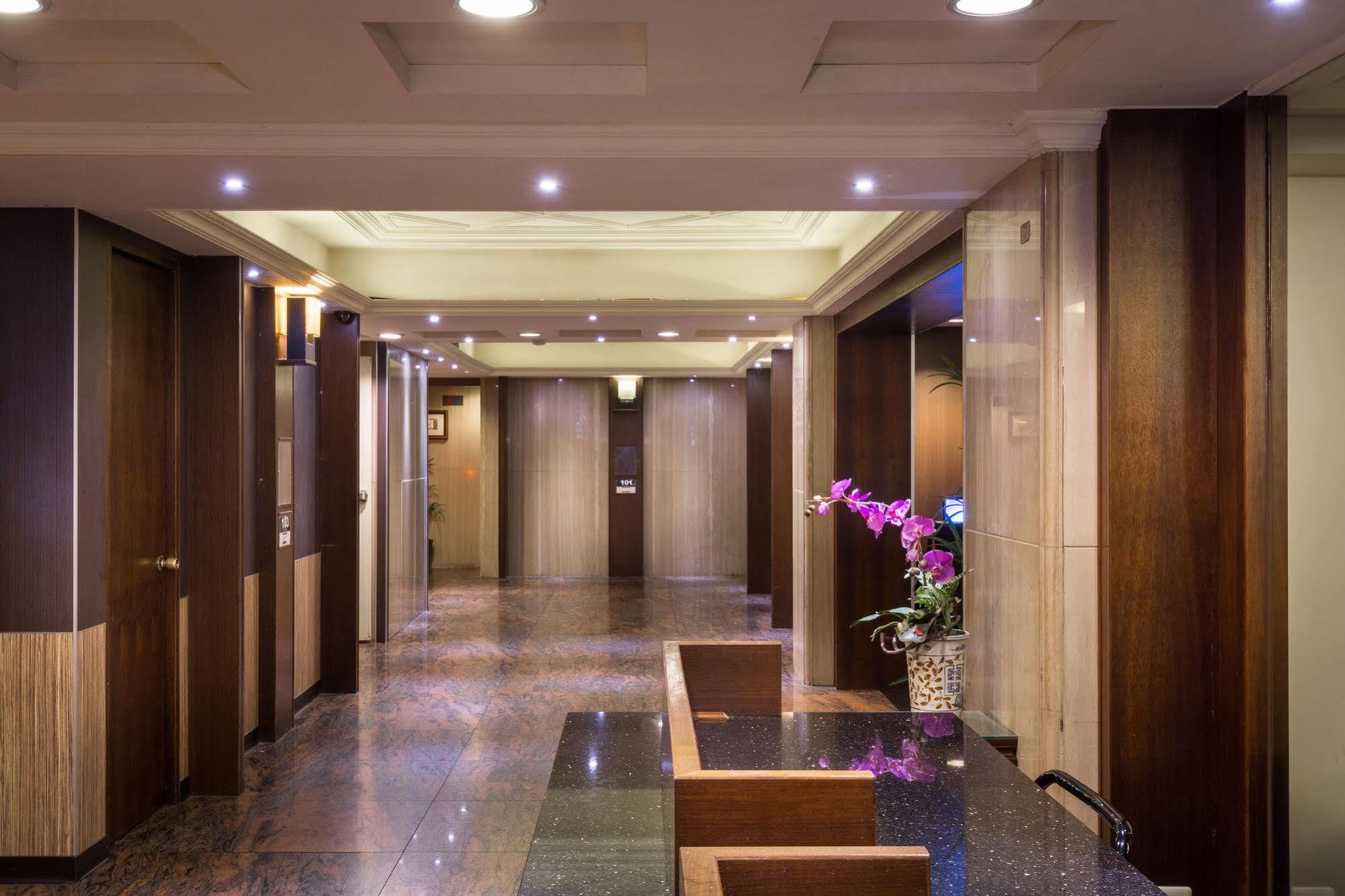 The Enterpriser Hotel Taichung Eksteriør billede